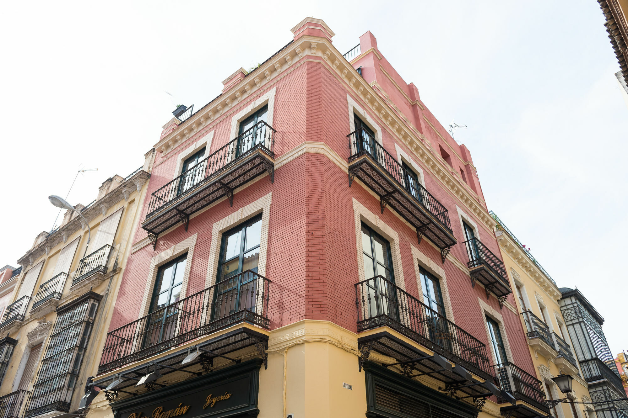 Dreamsapt Jovellanos * Seville